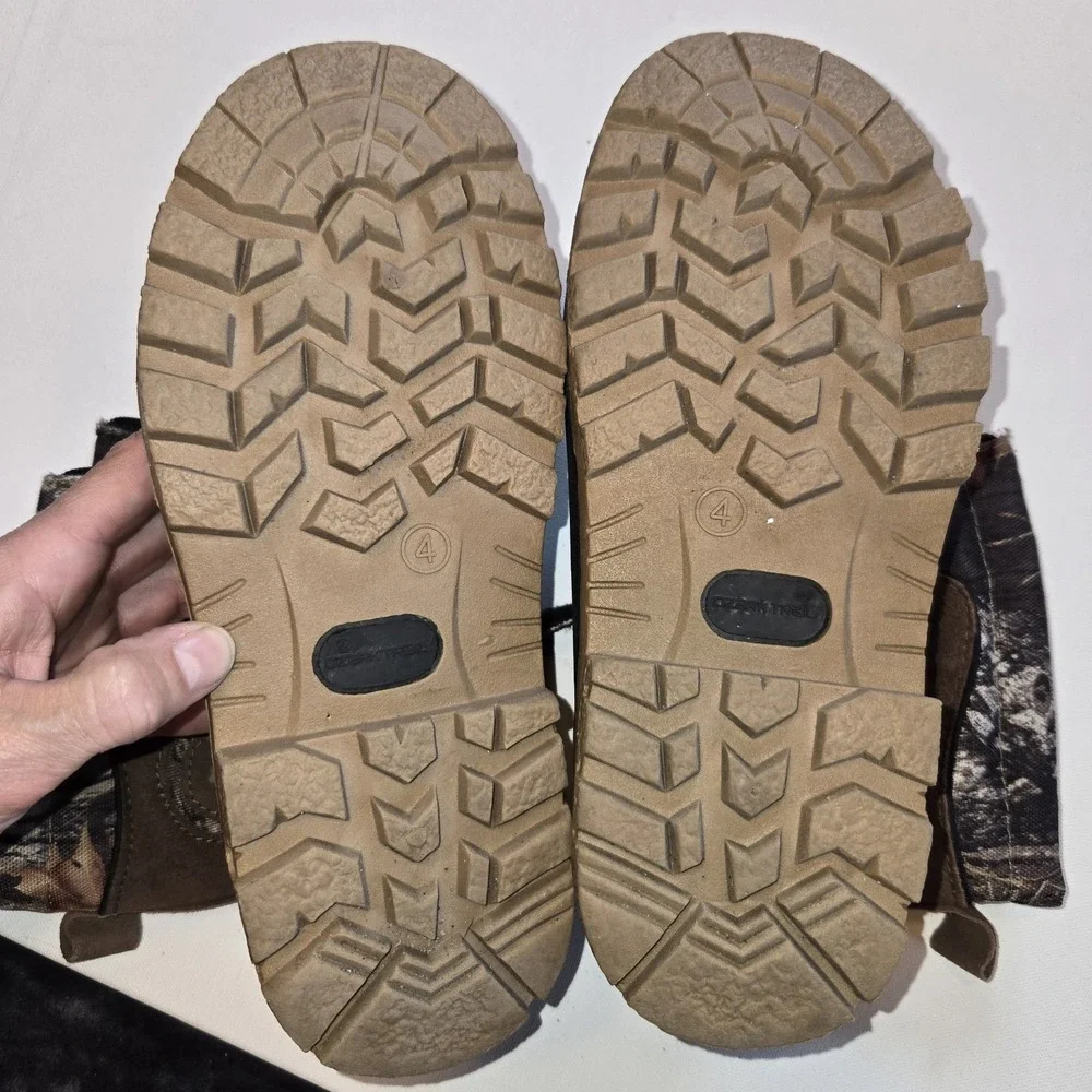 Ozark Trail Camo Zip Up Insulated‎ Rubber Boots Size 4